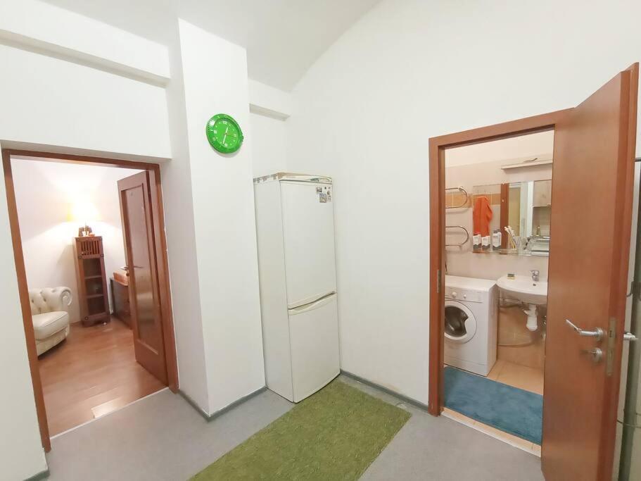 Apartment Captain Nemo Prag Exteriör bild